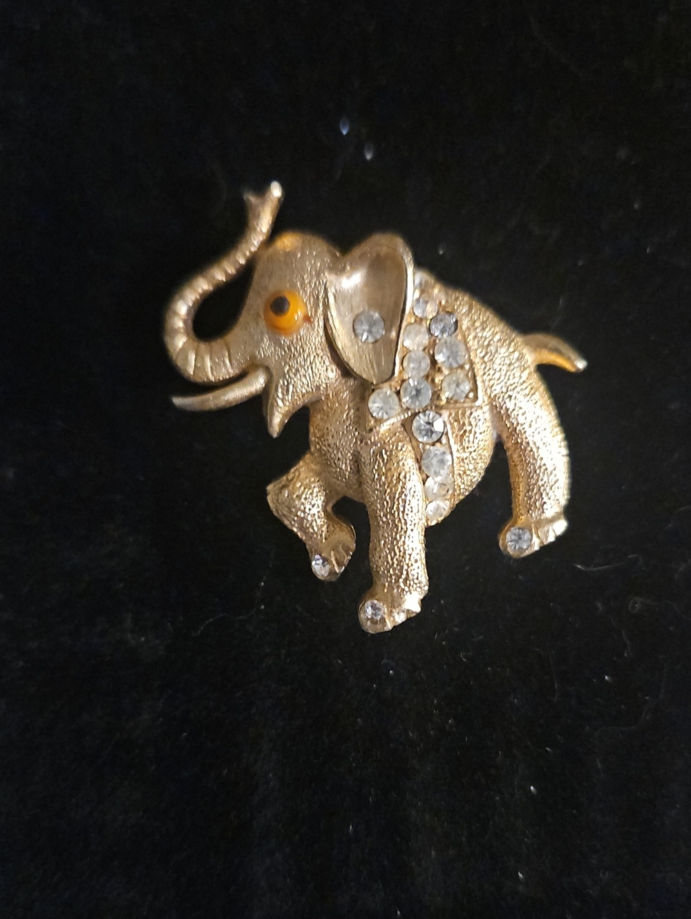 Weiss Gold Elephant Rhinestone Brooch - Women Jewelry